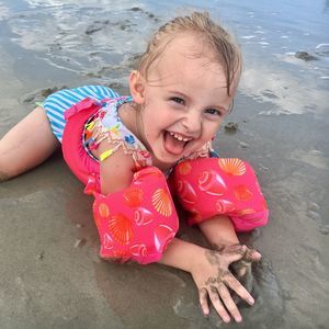 Meet your Posher, Robin